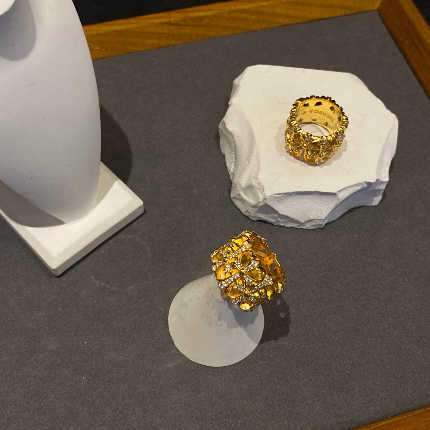 CHs Ring