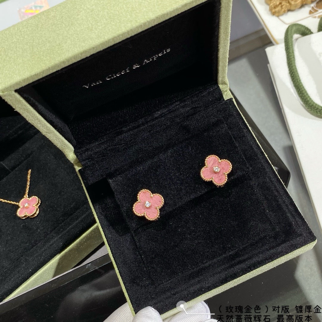 VCA Earrings