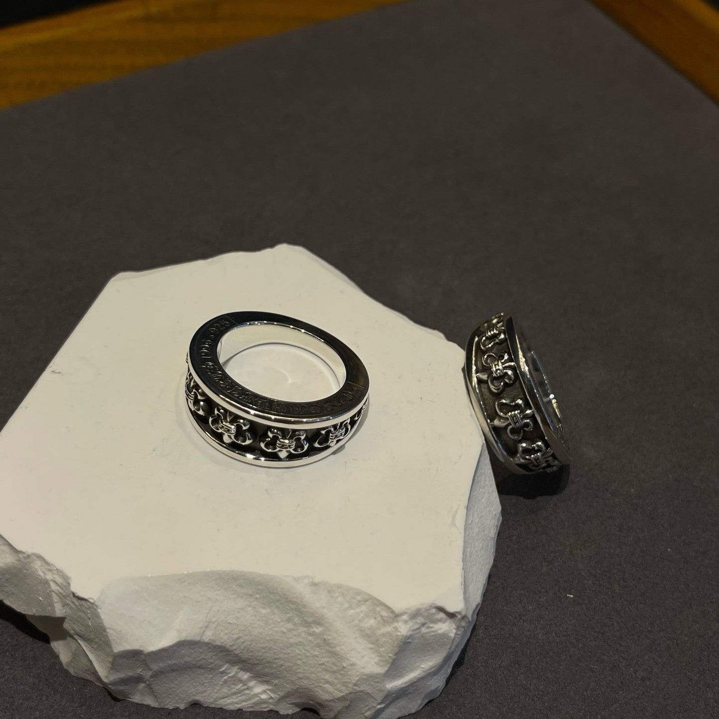 CHs Ring