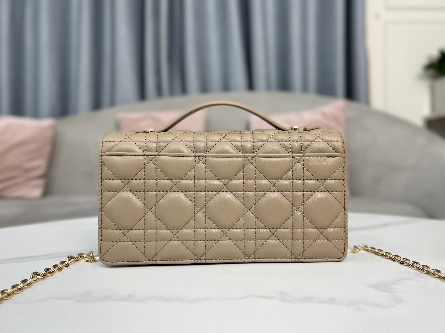 DIO Miss DIO Handbag (21cm)