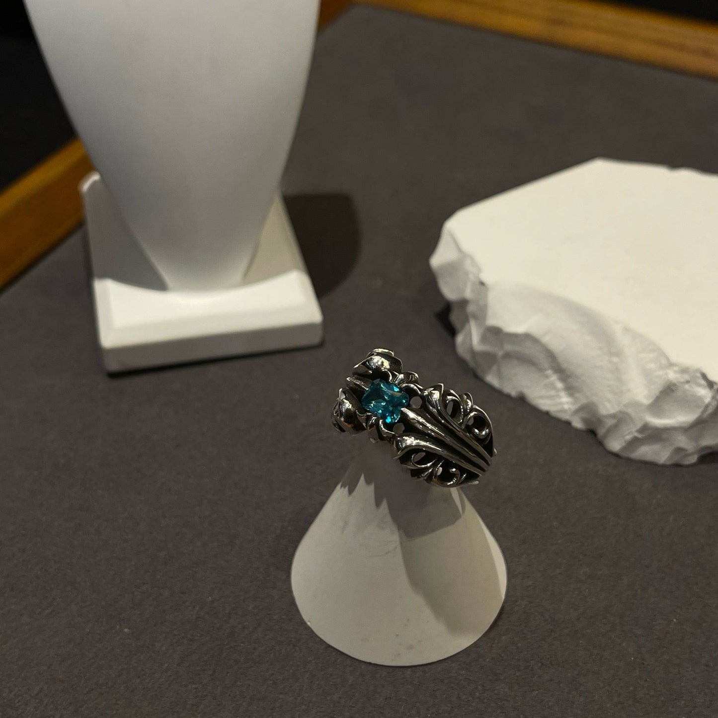 CHs Ring