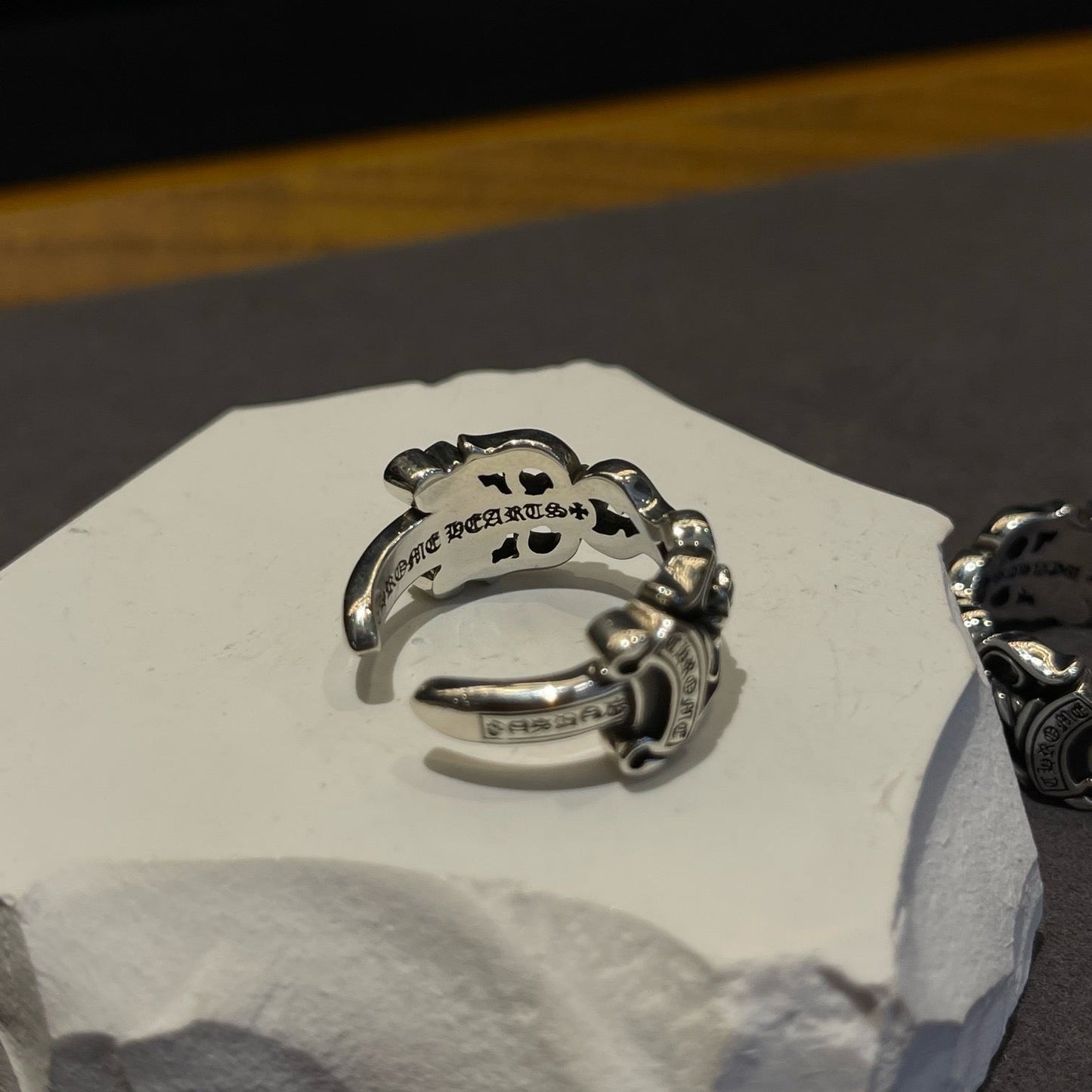CHs Ring