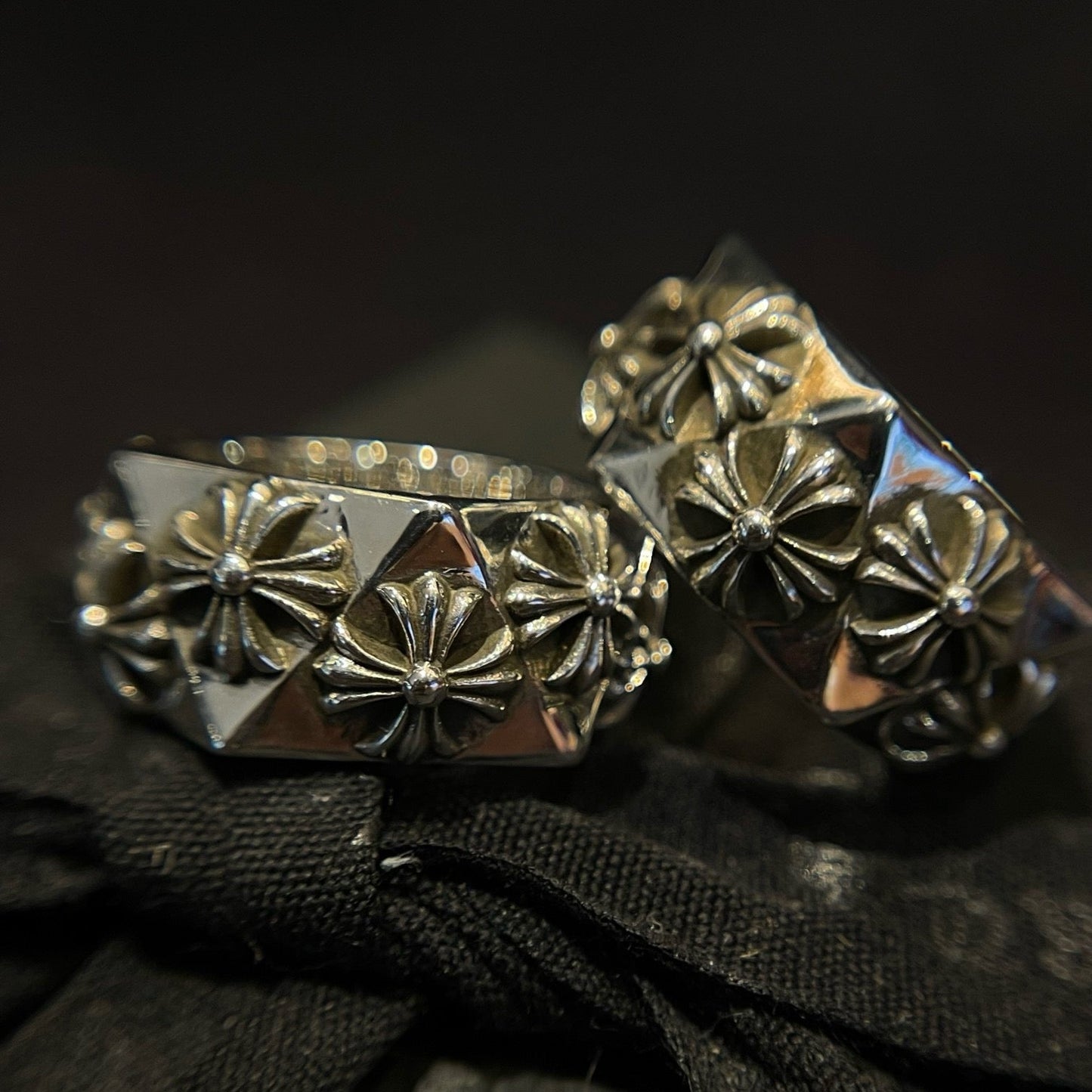 CHs Ring