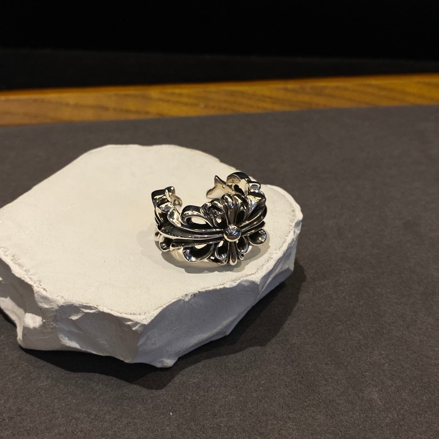 CHs Ring