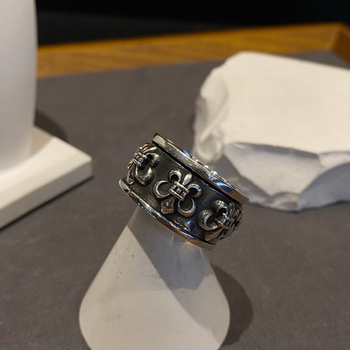 CHs Ring