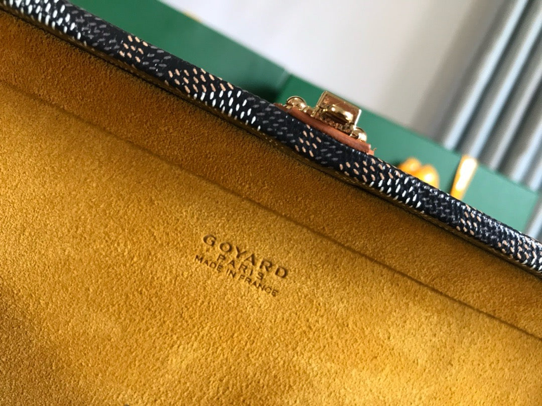 GOY Grand Hôtel 24.5x7.5x17cm