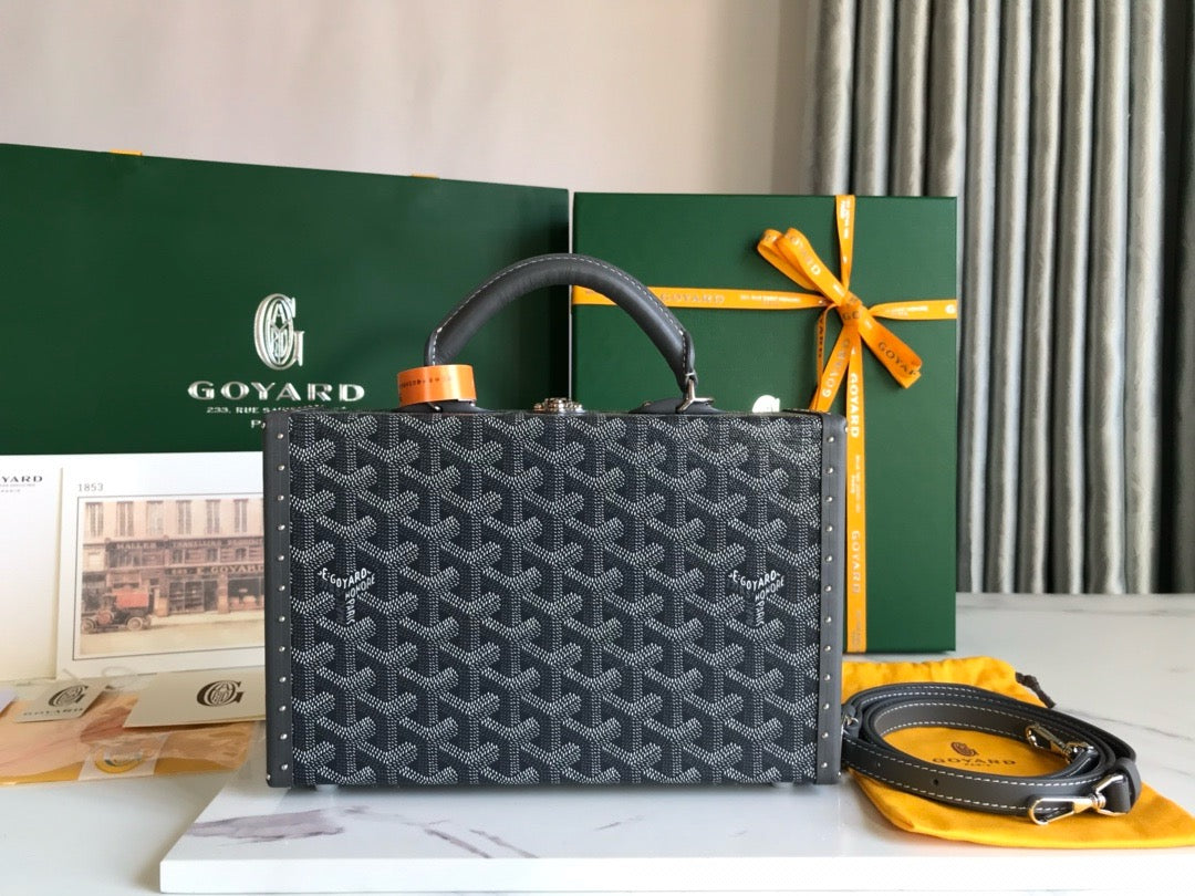 GOY Grand Hôtel 24.5x7.5x17cm