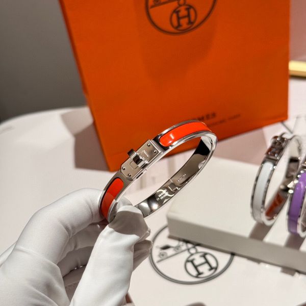 HERM Orange Mini Clic Kelly Bracelet