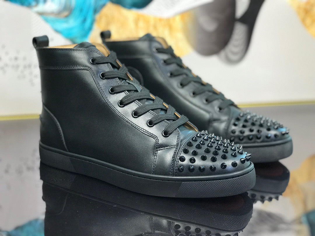 Sneakers & Shoes