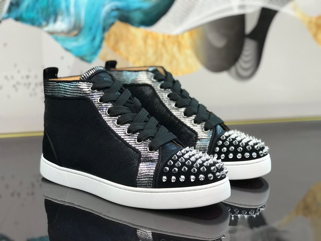 Sneakers & Shoes