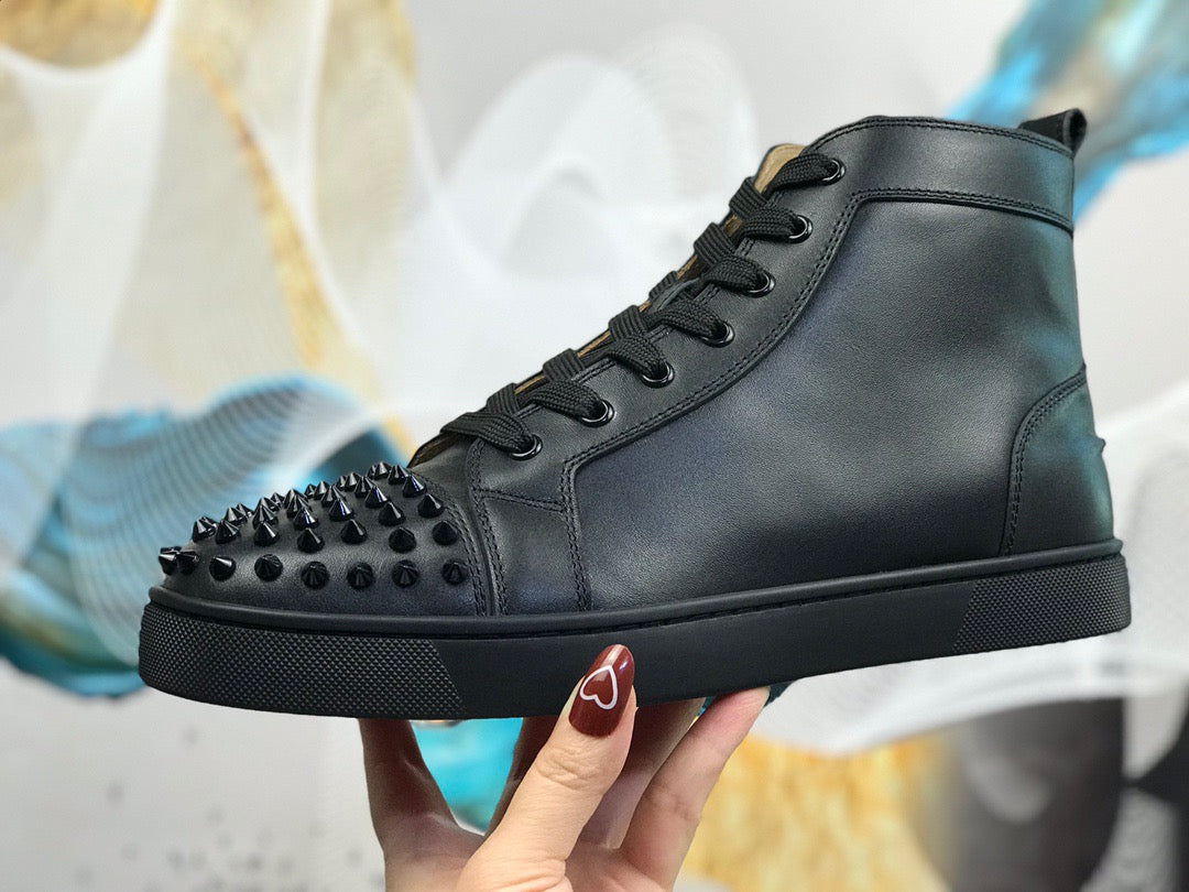 Sneakers & Shoes