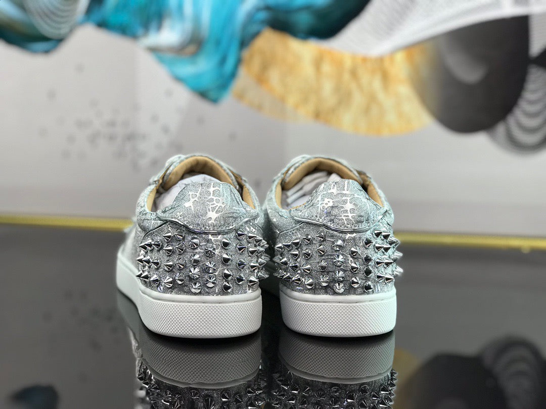 Sneakers & Shoes