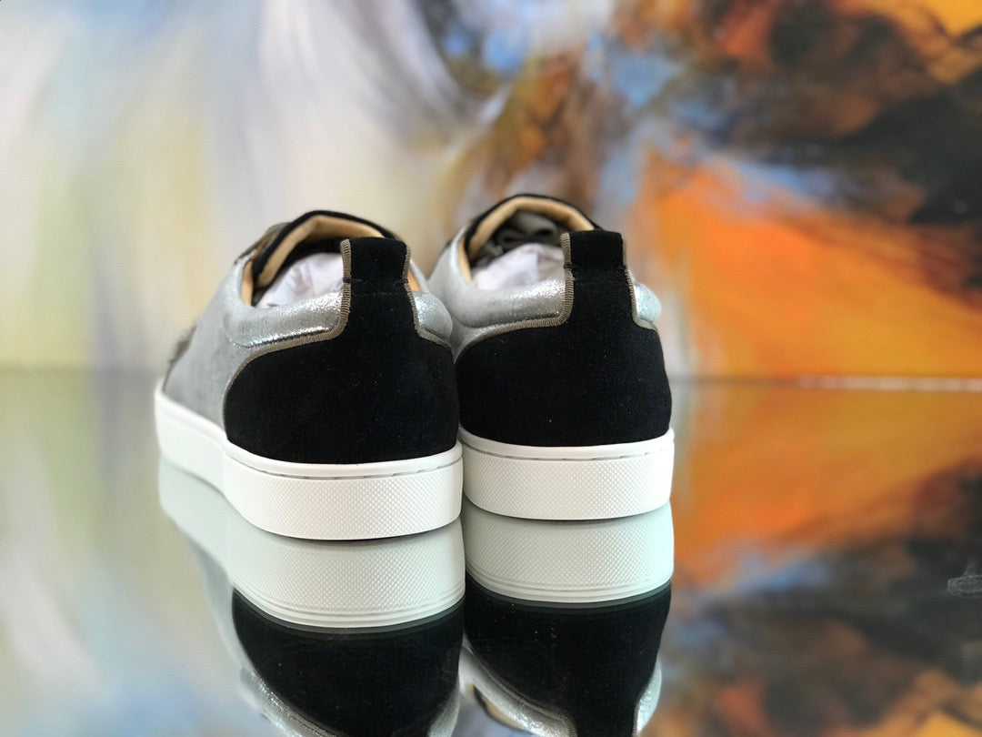 Sneakers & Shoes
