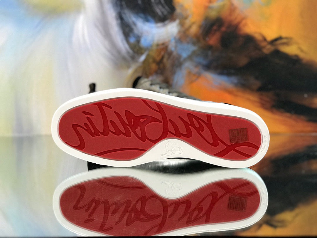 Sneakers & Shoes