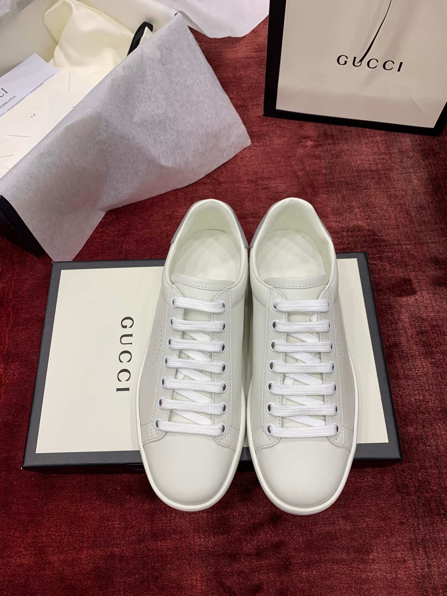 Sneakers & Shoes