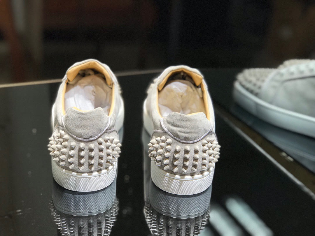 Sneakers & Shoes