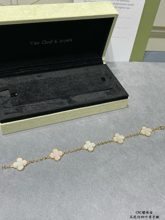 VCA Bracelet