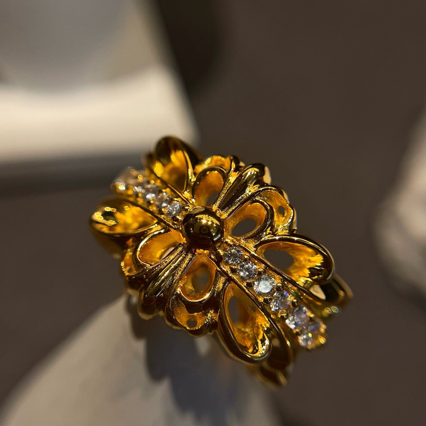 CHs Ring