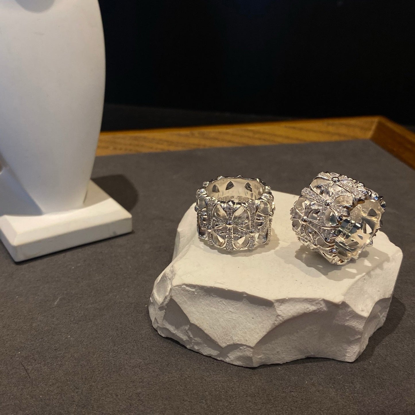 CHs Ring