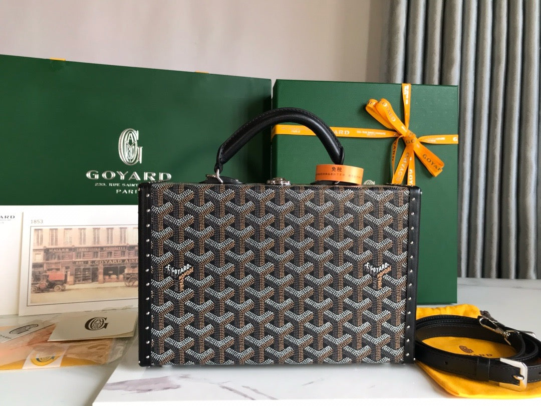 GOY Grand Hôtel 24.5x7.5x17cm
