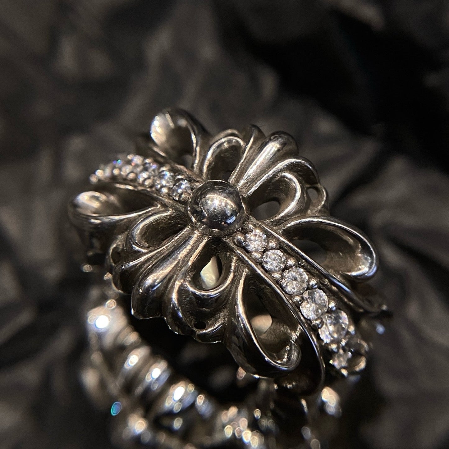 CHs Ring