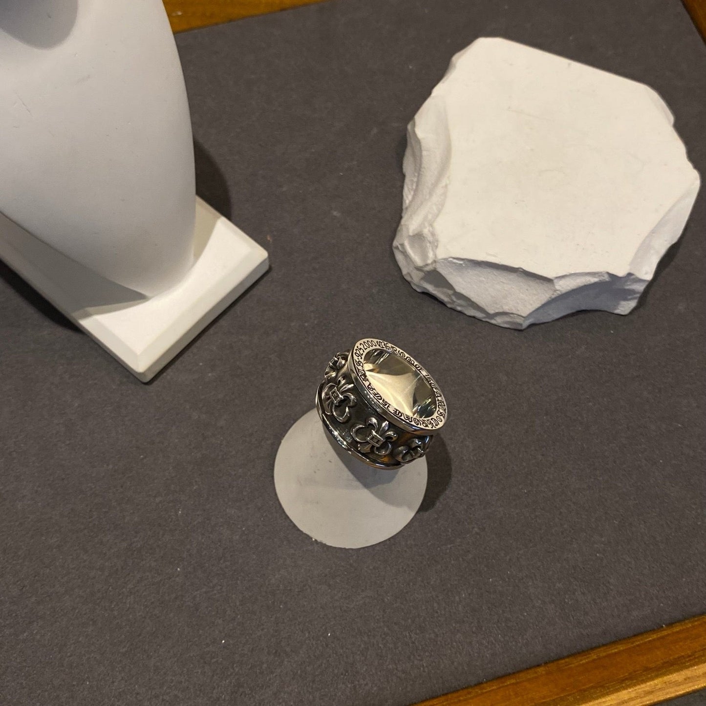 CHs Ring