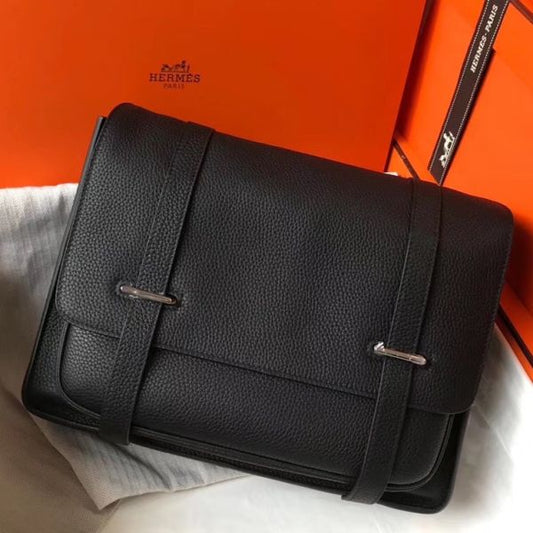 HERM Steve 35 Messenger Bag In Black Clemence Calfskin