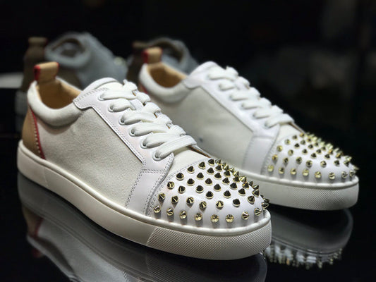 Sneakers & Shoes
