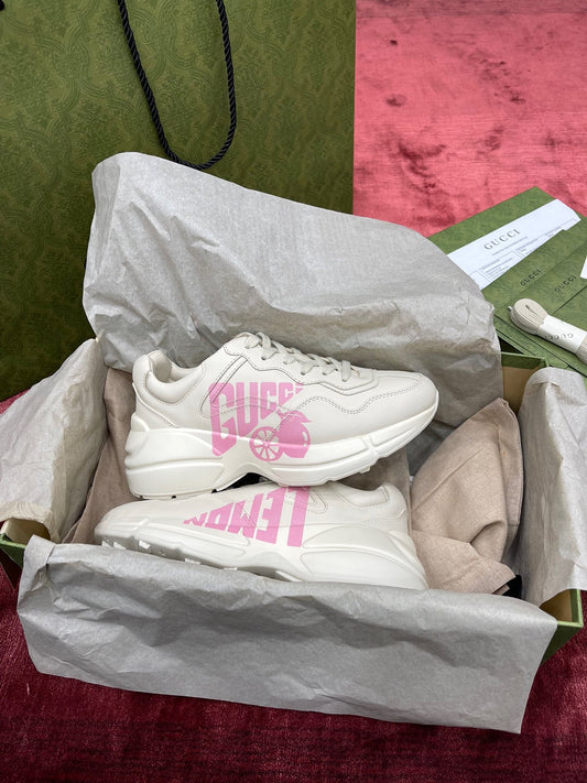 Sneakers & Shoes