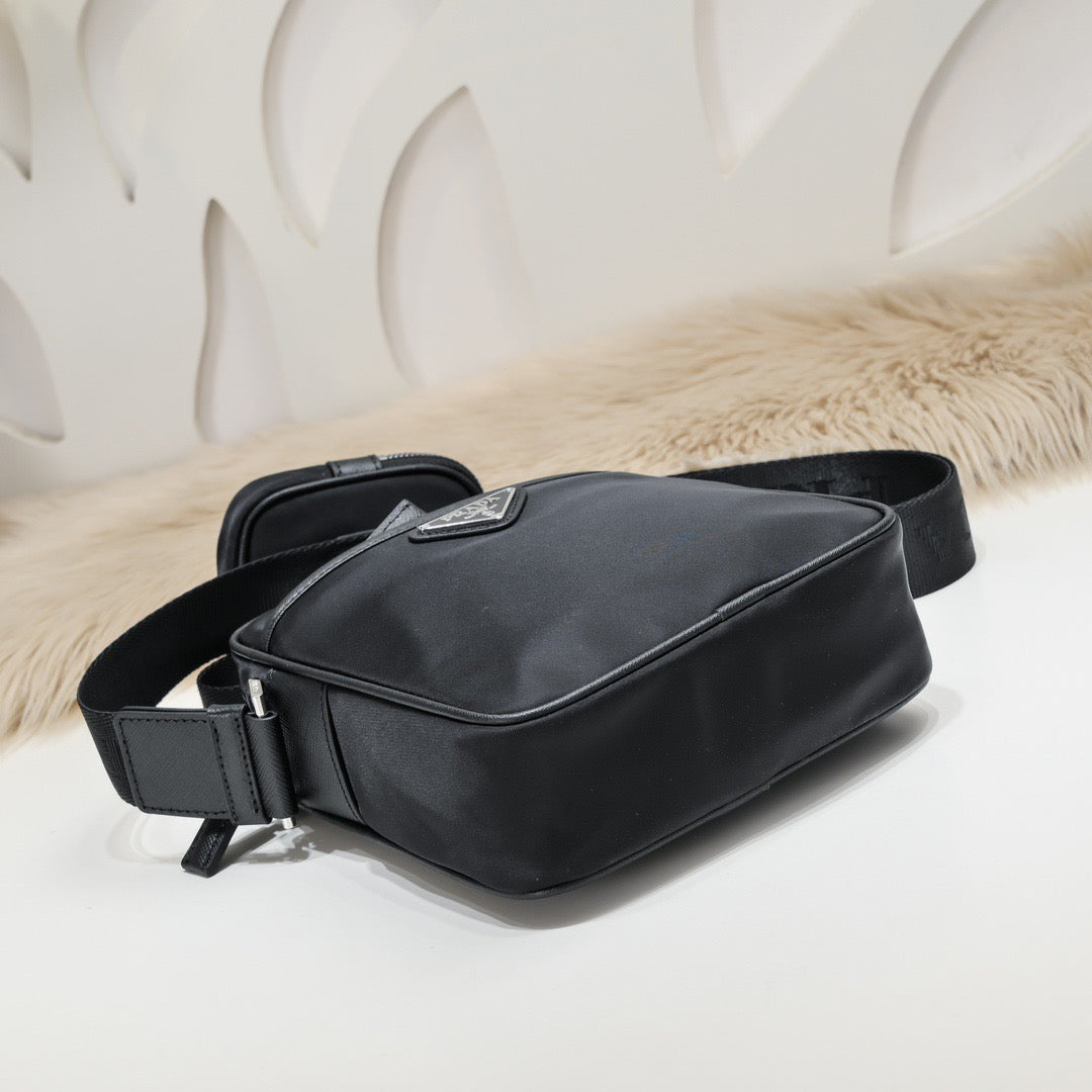 PRA Messenger Bag