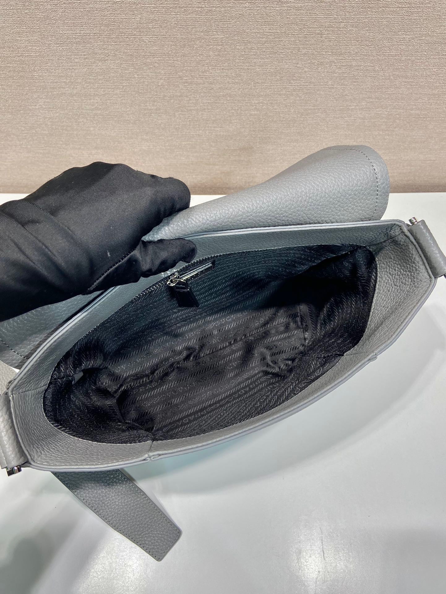 PRA Messenger Bag