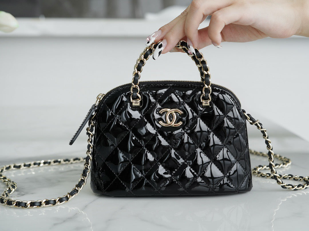 CHA 23s Mini Clutch