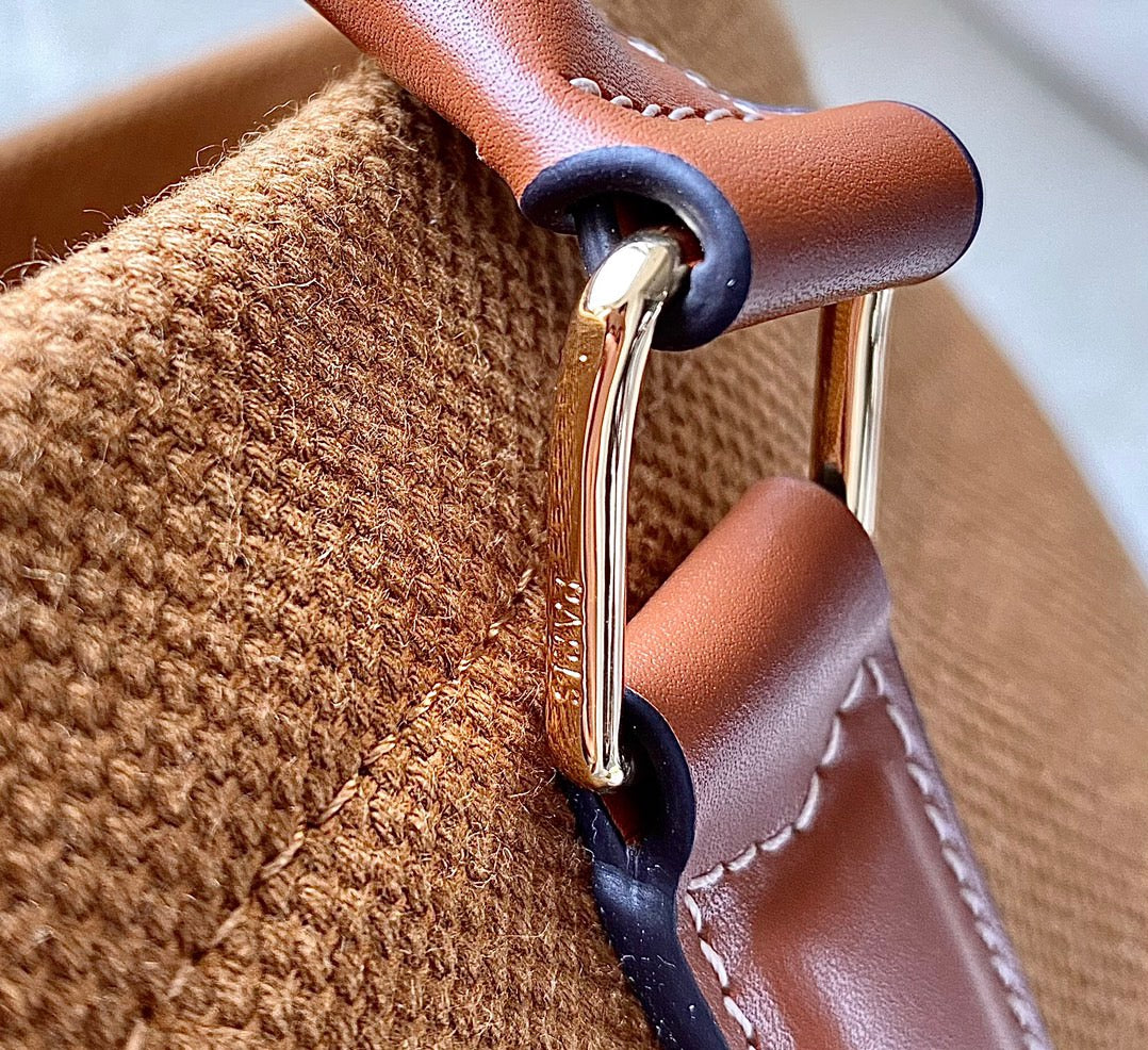 CEL Tote