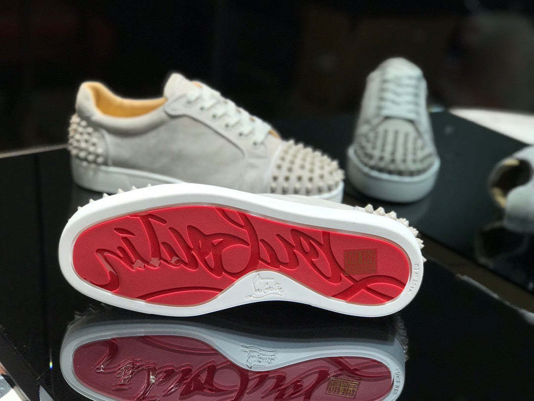Sneakers & Shoes