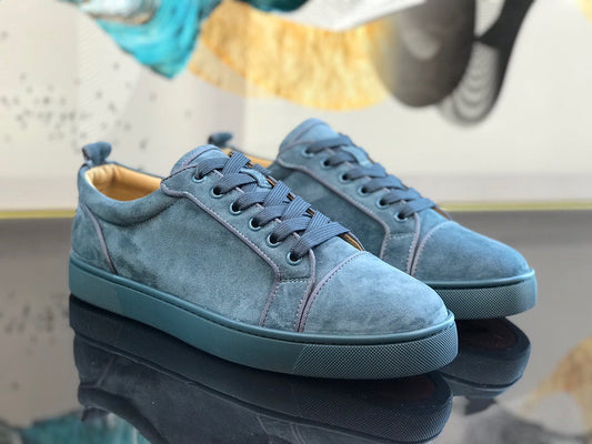 Sneakers & Shoes