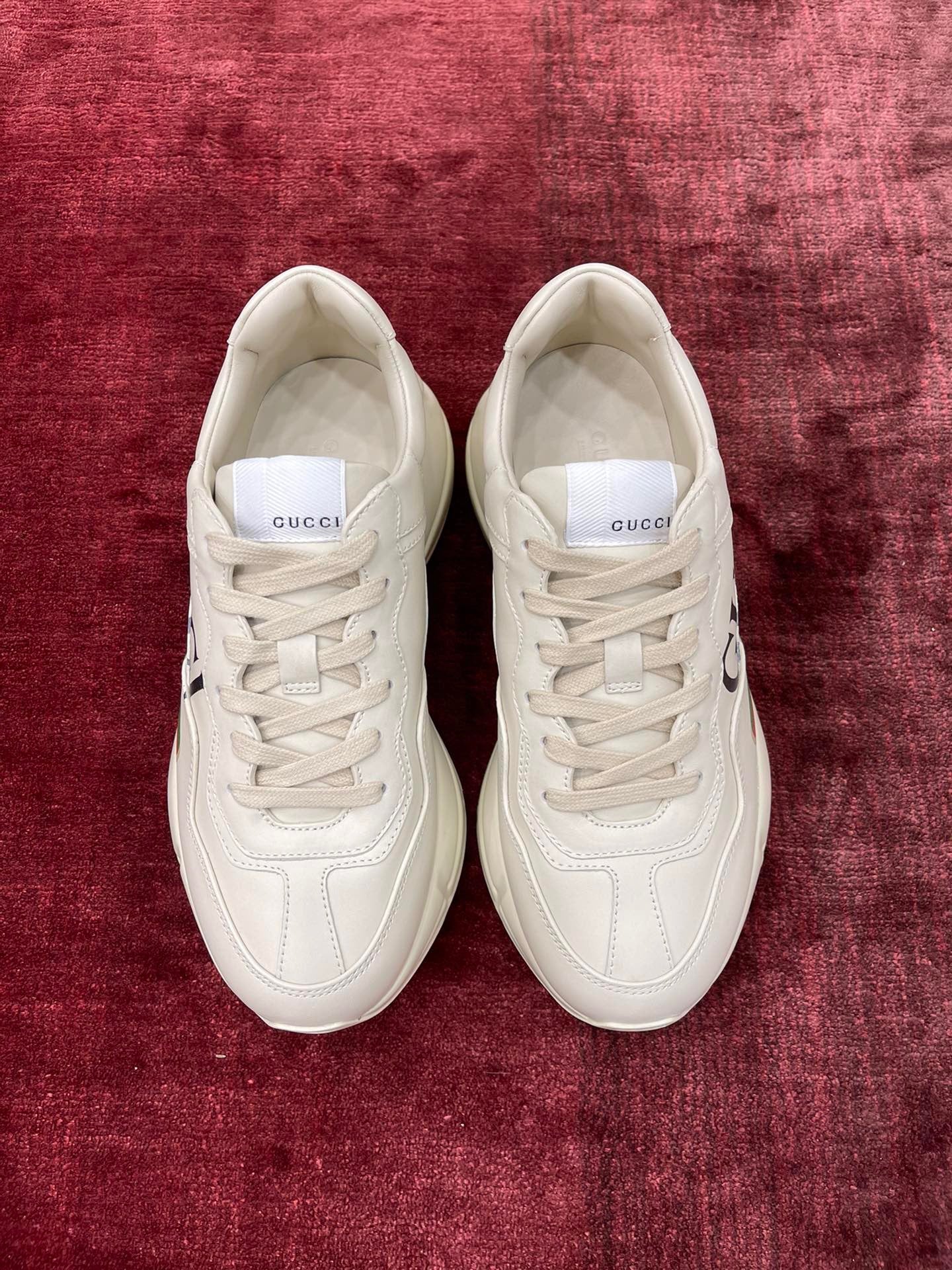Sneakers & Shoes