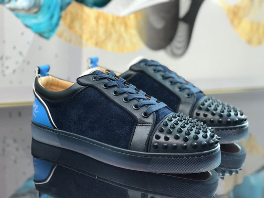 Sneakers & Shoes