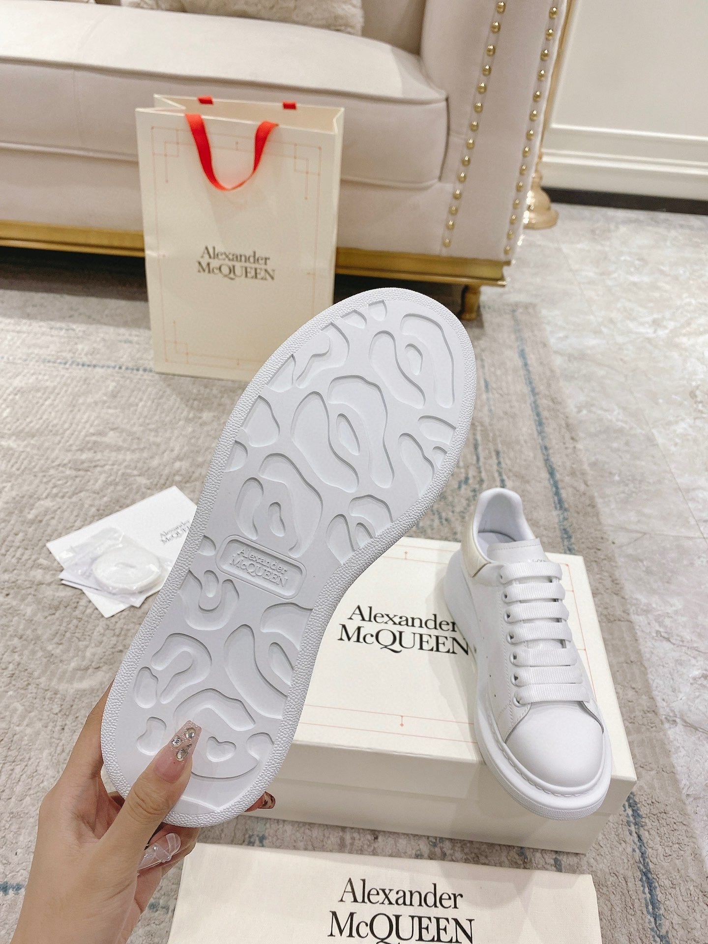 Sneakers & Shoes