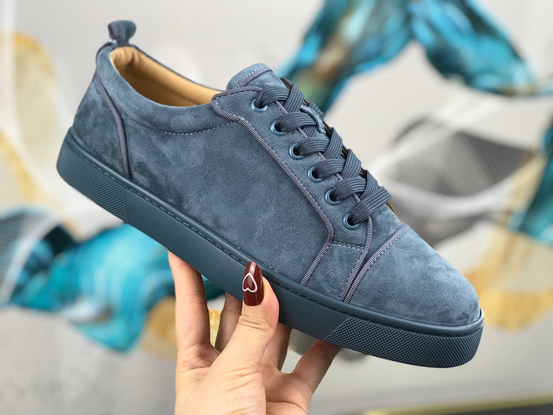 Sneakers & Shoes