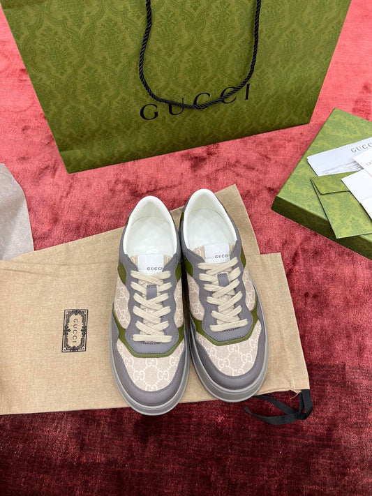 Sneakers & Shoes
